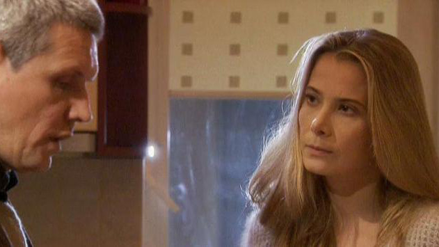 юлия высоцкая первое правило королевы. актеры фильма первое правило королевы. устинова первое правило королевы фильм. юлия высоцкая первое правило королевы. устинова первое правило королевы фильм.